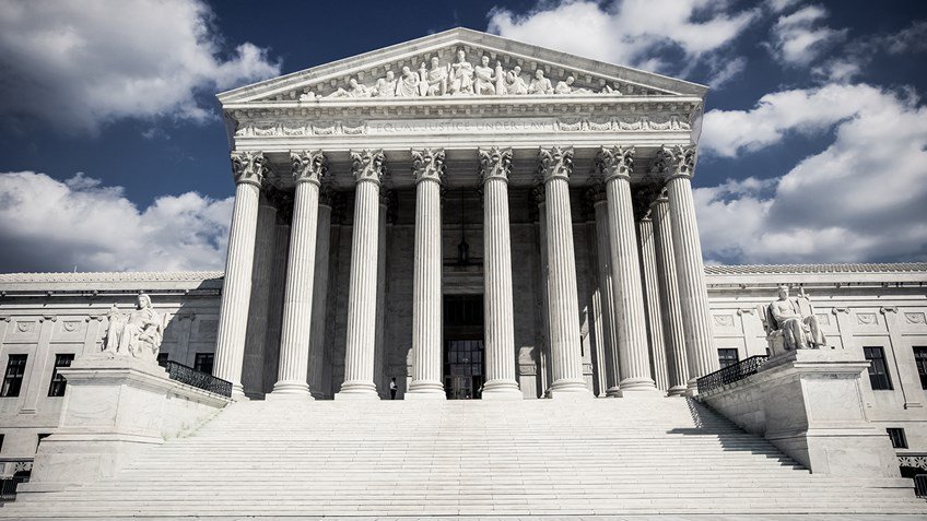 2ASupporters's tweet photo. US Supreme Count Takes Second Amendment Challenge to Gun Control Law https://t.co/LphhnGhfXj https://t.co/FM7C5HVE9D