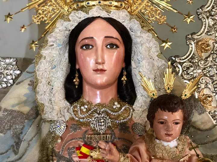 Desde el Grupo Joven de la Hdad de Ntra. Sra. del Consuelo queremos transmitir nuestro dolor y profundo pesar a la familia del pequeño Julen. 
En estos duros momentos pedimos a la Santísima Virgen que sea el Consuelo que esta familia rota por el dolor necesita.

#MadredelConsuelo