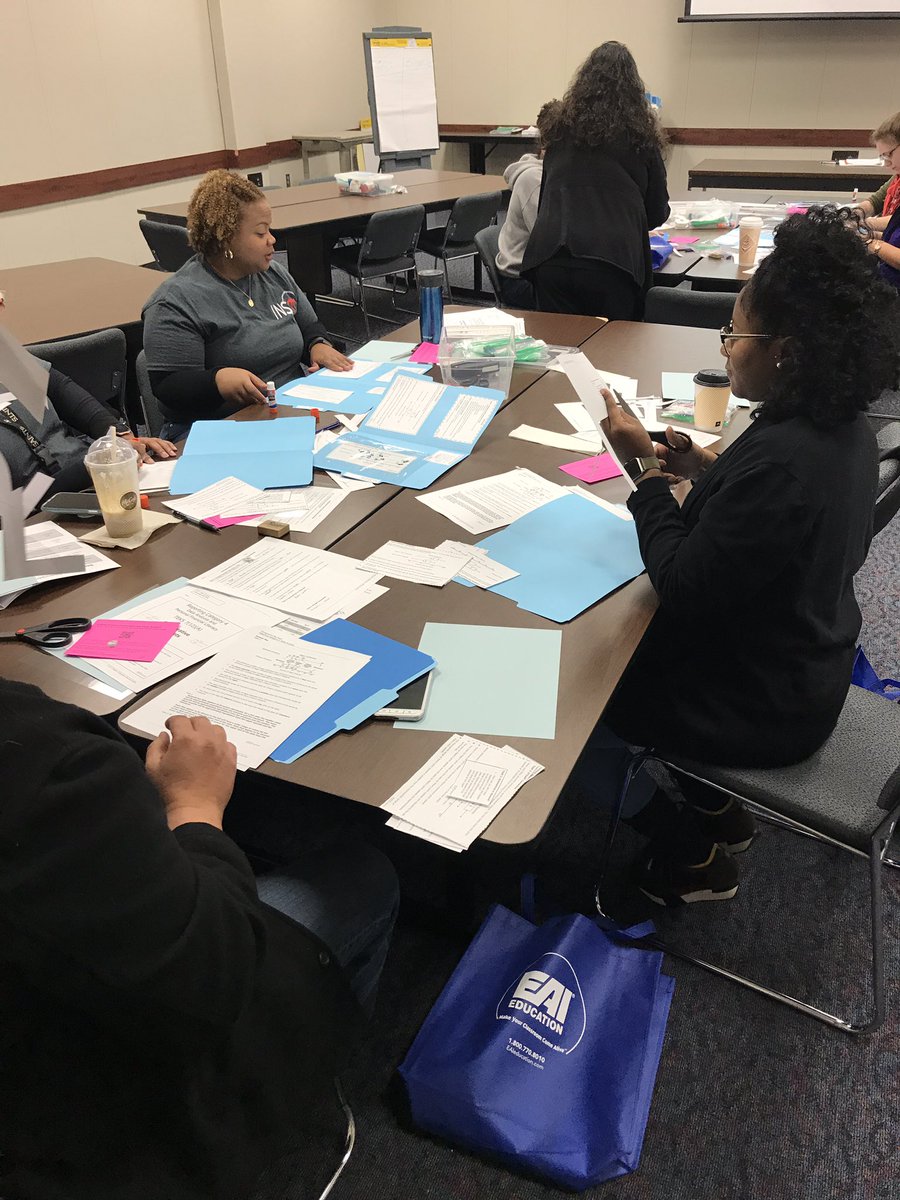R4_Suzanne's tweet photo. Diving into data with great review activities. Make and take with @sanabrennan  #r4math https://t.co/gmojWEDYcu
