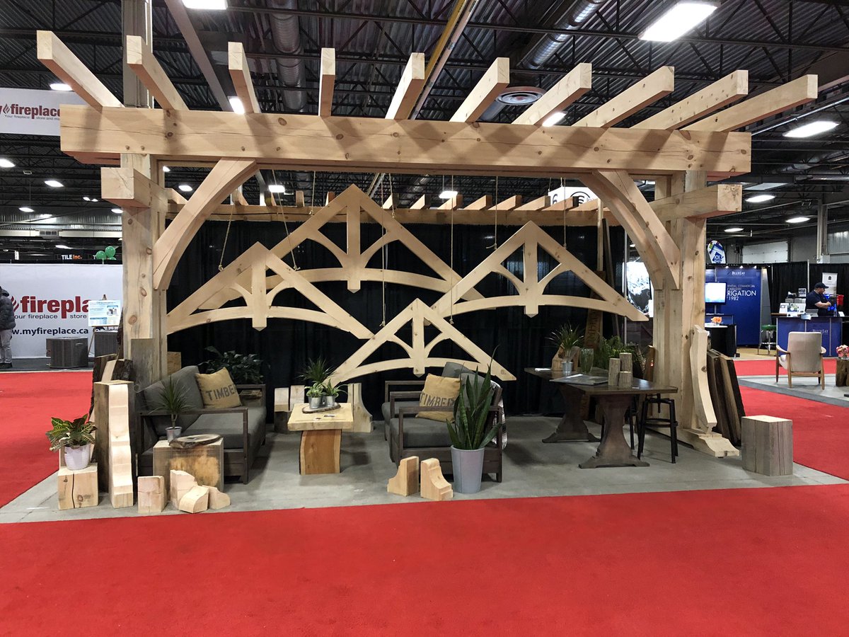 GiantFM1013's tweet image. Down at the Lifestyle Home Show there are hundreds of booths with beautiful displays🤩 here is a sneak peek of just one of many #lshs19
