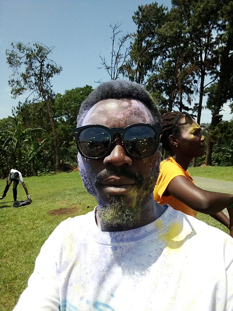 paulwebs1's tweet photo. I have been looking for a rental in Kikoni today. #colorfunrunKLA2019 https://t.co/C4skMXtKAD