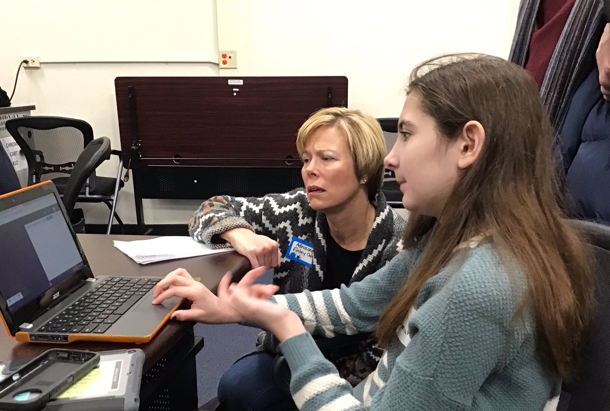 MrBHeisler's tweet image. D95 and MSN representing @NiceIL miniCon. I couldn’t be prouder of how these learners showcase the #D95Values of integrity, high expectations and collaboration to educators from across the Chicagoland area. @CVeitcher @D95SocialMedia @D95Technology