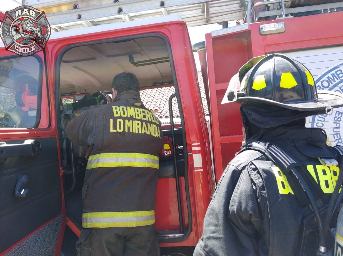 RABCHILE's tweet photo. 🚨Bomberos Doñihue🚨
Ahora #RAB6 se encuentra en clave 10-6 ( Emanación de Gas) en Callejon los trece
Unidad: Bx-2
#Rab
#RevistaAccionBomberil
#BomberosDeChile. https://t.co/vjTtKglexg