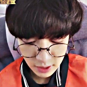 𝑳𝒆𝒐𝒏 𝑺. 𝑲𝒆𝒏𝒏𝒆𝒅𝒚 (รีพินtkub) tweet media