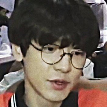 𝑳𝒆𝒐𝒏 𝑺. 𝑲𝒆𝒏𝒏𝒆𝒅𝒚 (รีพินtkub) tweet media