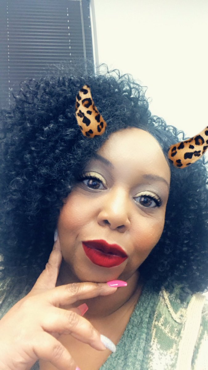 StephaneeMalan's tweet photo. ❤️💋💁🏽‍♀️ #2019vibes https://t.co/aL872CNxNL