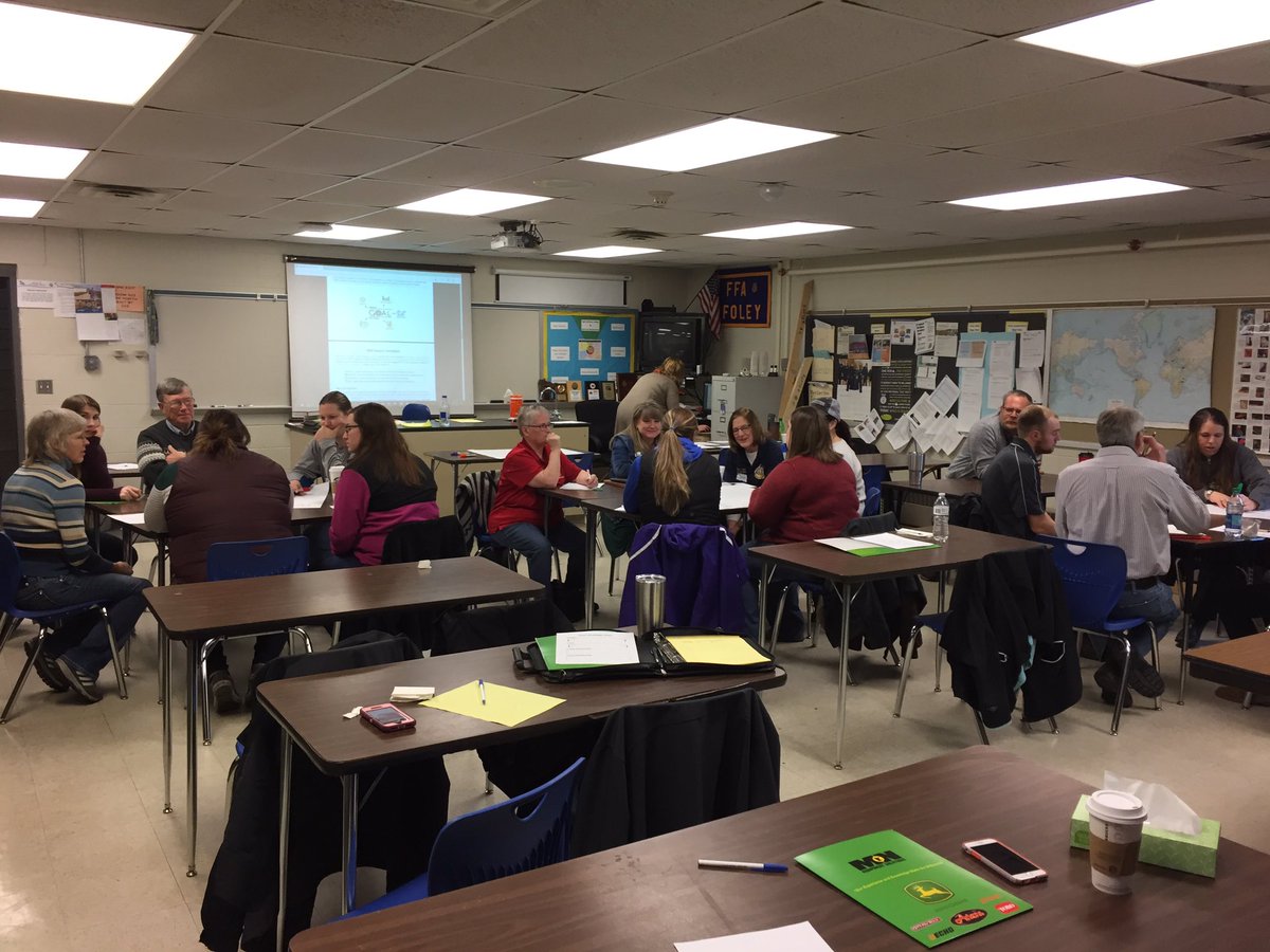AlanStemper's tweet photo. Great start to Regional FFA Alumni workshop at Foley. Sharing affiliate ideas and learning new ideas. #mnffaalumni https://t.co/s8Y3A08MBM