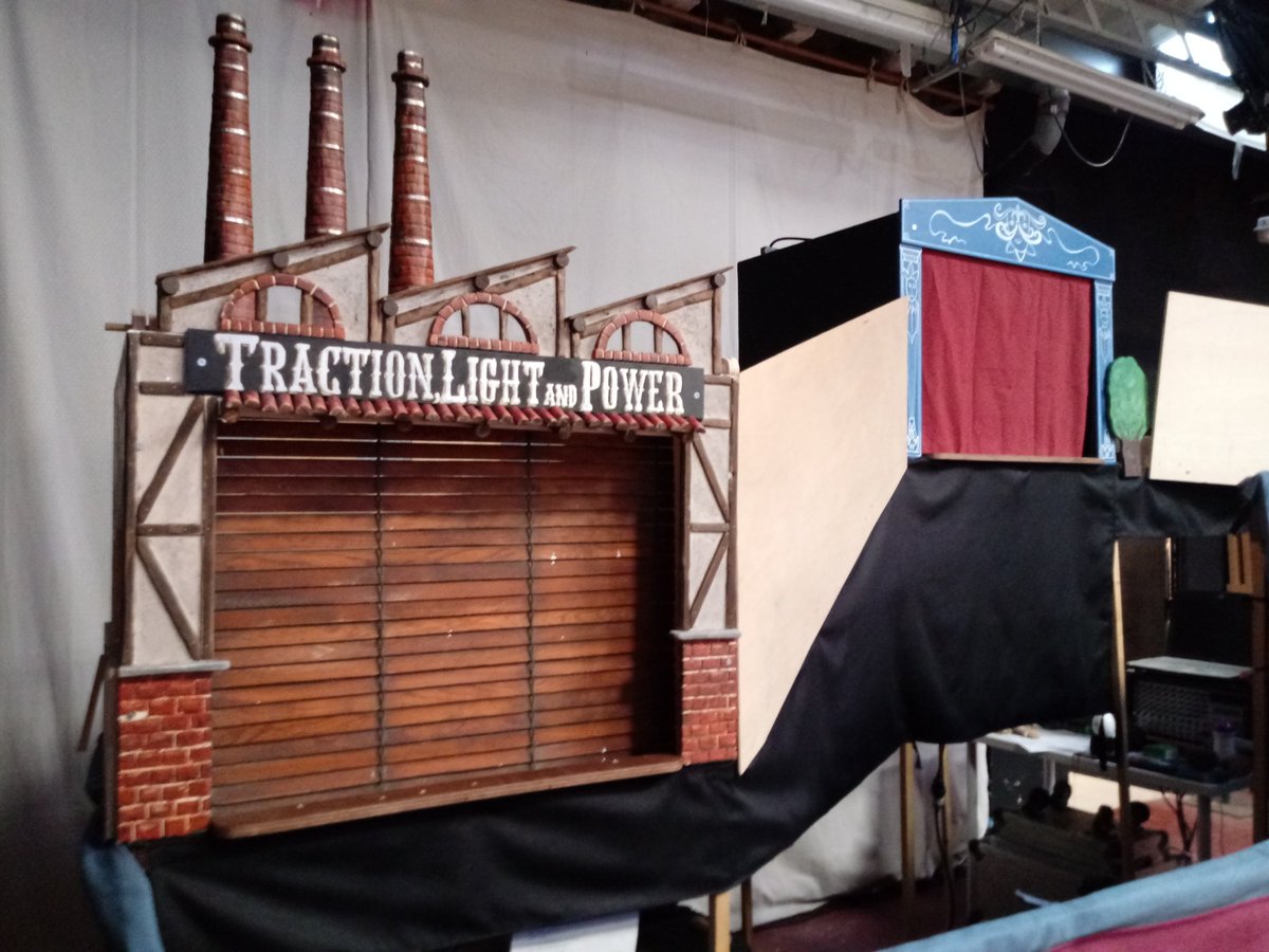 Ya esta todo preparado para la muestra de paral·lel 55 que hacemos hoy en la Internacional Teatral de Valencia a las 20:00h, c/ uruguay 69.