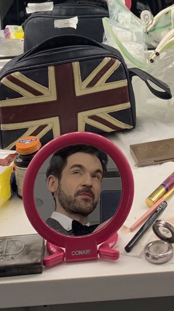 ColinCloudFan's tweet photo. @Colin_Cloud @magicbychloe How did you do that.?? https://t.co/L5uGnEwPbD
