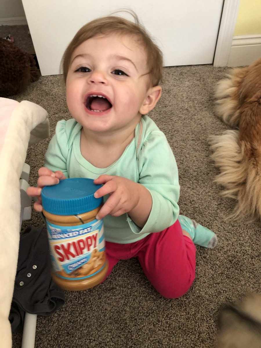 MadelynMeme's tweet image. Me: Jonathan, why does Madelyn have a jar of peanut butter in her room?
Jonathan: She wanted it while we were looking in the pantry 🤦🏻‍♀️
   
#umwhat @Skippy