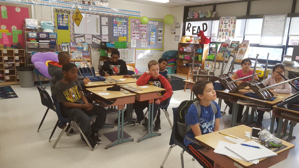 ejudon4's tweet photo. Butcher-Greene Saturday Academy back in session.
#wearegrandview https://t.co/RGmky9p8fS