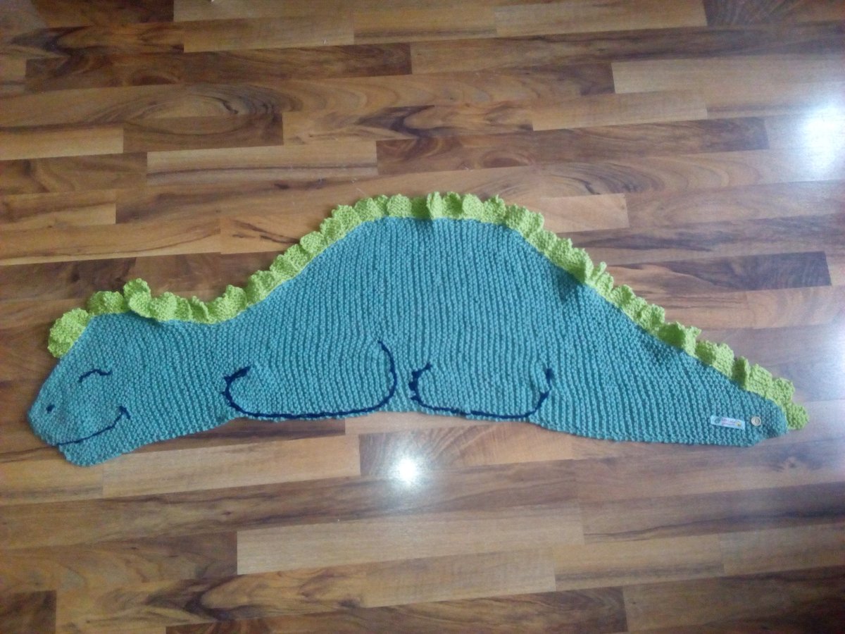 StrickNaht's tweet photo. Halstuch~Dino <3 Liebe Grüße Stricknaht <3
#Halstuch #Neu #Handarbeit #stricken #Dino #meineAnleitung #Wolle #Handmade #Handarbeit #Maschen #Nadel #Stricknaht https://t.co/iDxJLqDZ0x