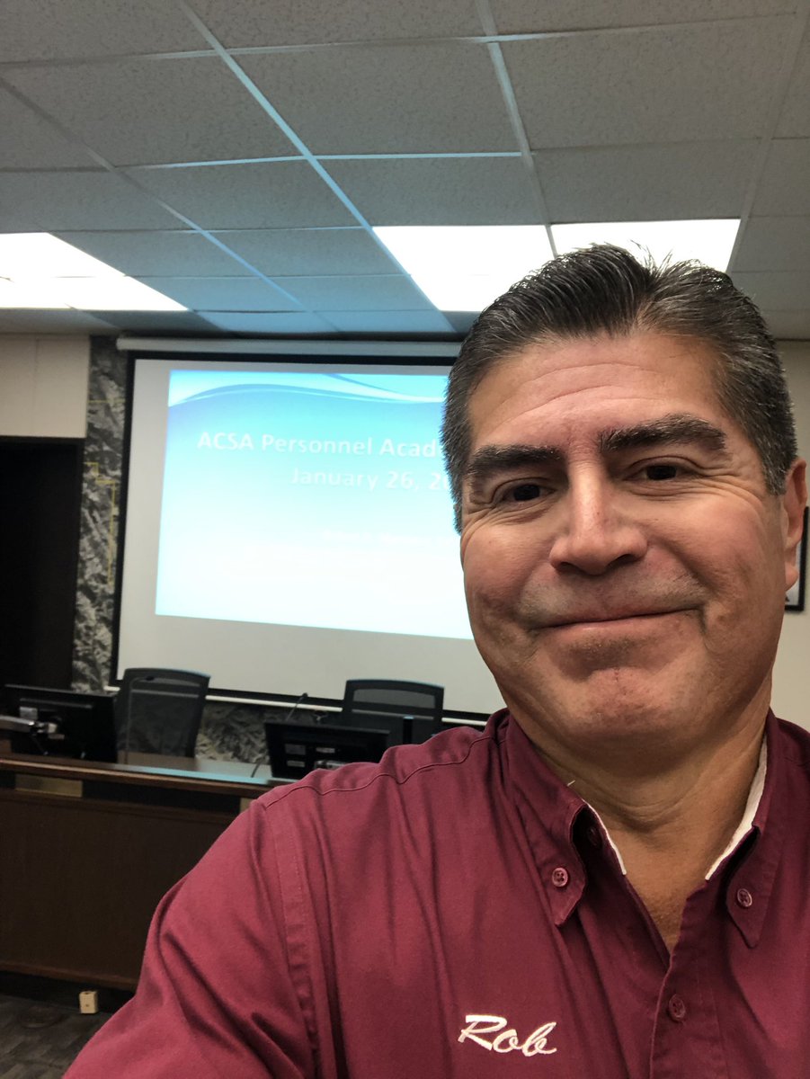 DrRob_Martinez's tweet photo. Ready to kick off my second #ACSAAcademy of 2019! #Danville with budding HR professionals #acsabuildsleaders https://t.co/2xjulWx99n