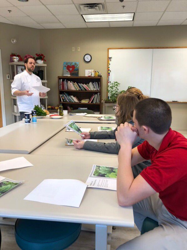STEAMMHS1's tweet photo. 10th grade Ag students @miltonhershey meeting with Chef Mario from @HotelHershey to kick off joint herb garden project #STEM #STEMed #AgEducation https://t.co/Ht6MdhJFl1