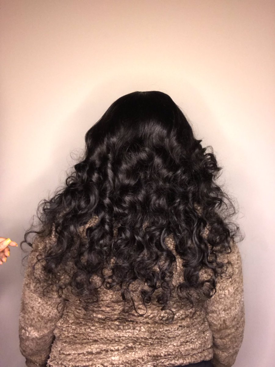 closure sew in ✅
book the look 💋
#MemphisHairStylist #Curls #ClosureSewIn #Hair