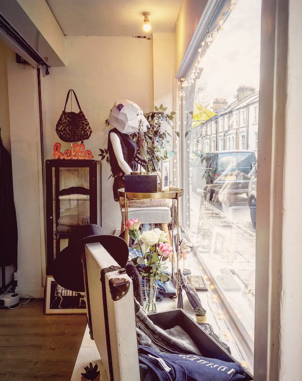 🌈Sarah Milmine of Wonderlust has chosen Chiswick for their latest pop-up shop and they will be here until the end of March. All of Wonderlust’s items are made in West London and their unique line is only available in store #chiswick #popup #devonshireroad