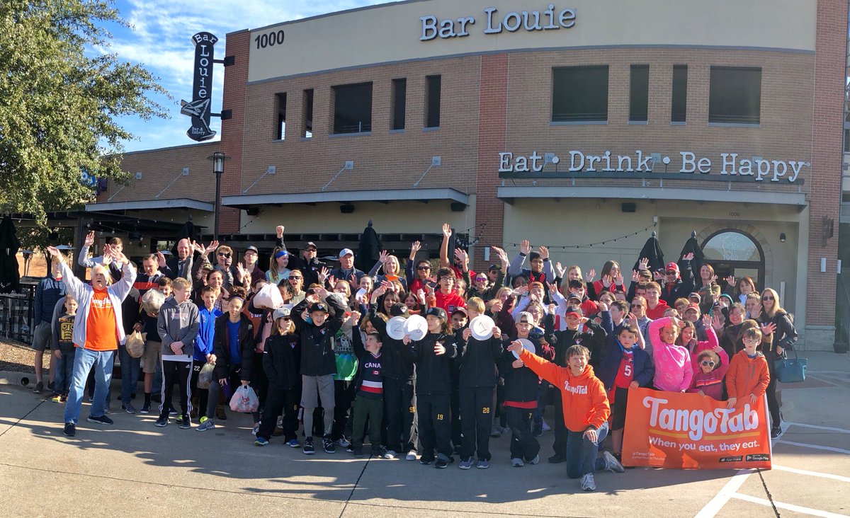 AndreAngel99's tweet image. What an incredible TangoTab #FeedTheCity in Allen, TX this morning. More than 2,800 people in need will get meals because of these amazing volunteers. 

#TangoTab #WhenYouEatTheyEat 
Download the app and make an impact daily.