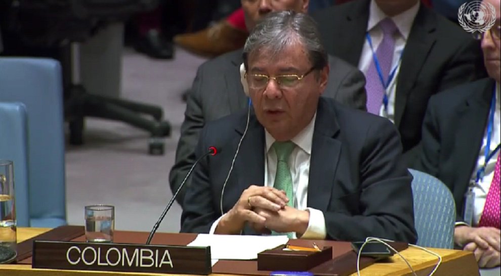 OEA - Dictadura de Nicolas Maduro - Página 22 Dx2jJSqW0AEeXqX