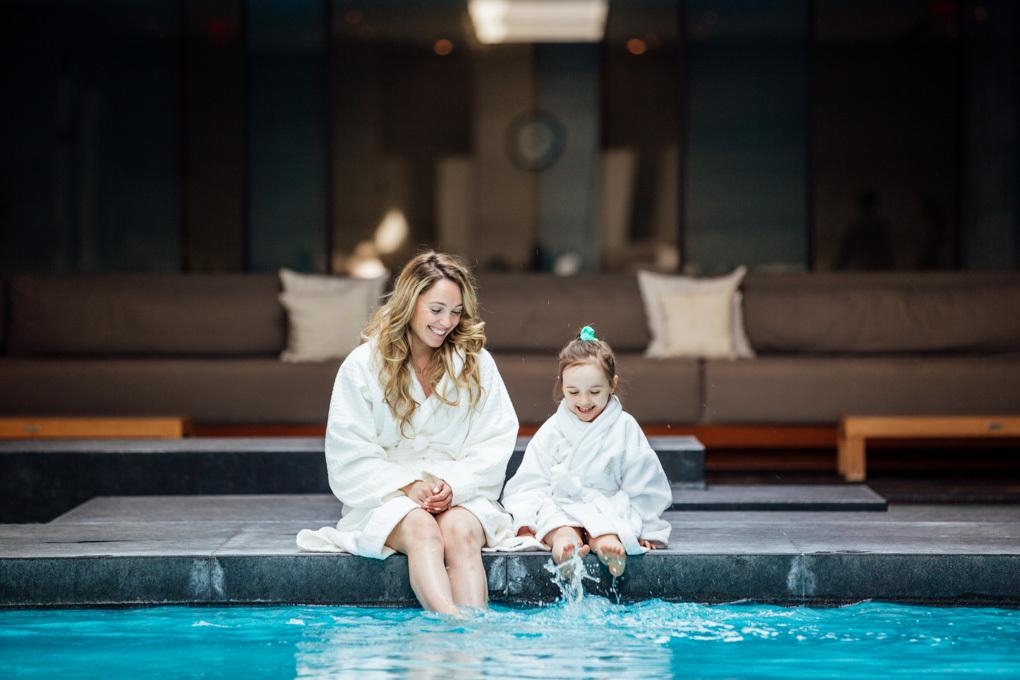 FSToronto's tweet image. Weekends are for relaxing. Escape to our indoor relaxation pool on the 9th floor. And hey, make it a family occasion! 👩‍👧 (Photo: @roxanneawest) #FSToronto #FourSeasons #FSSpa