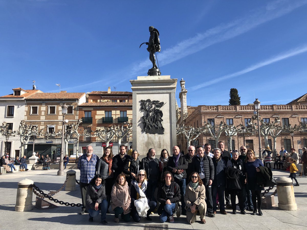 juanmtg1's tweet image. Estupenda jornada matemática en Alcalá de Henares #MathCityMap @fespm_es Grandes profesores y amigos