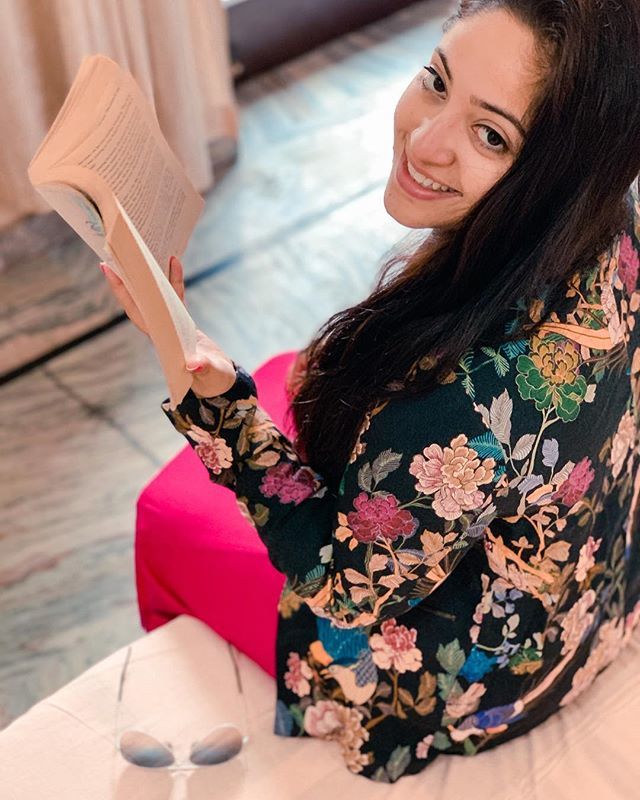 lifeofmanpreet's tweet photo. Too busy reading and wrapping up week’s tasks... I am going to do a wrap up every week on insta stories to log how much content I created throughout the week.
It could go two ways - good or really bad. Let’s see!
#powerofstyle #poweroffashion #stylebl… https://t.co/hnPopY2q80 https://t.co/JaeMuqWRRi