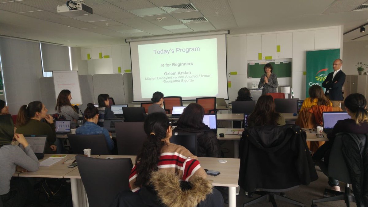 RLadiesIstanbul's tweet photo. Bugun @turkiyegroupama ofisinde Ozlem Arslan’in sunumuyla R’a Baslangic egitimini gerceklestirdik. Katilimcilara cok tesekkur ederiz! #rstats #rstatstr #r4ds https://t.co/d3haB0L6sP