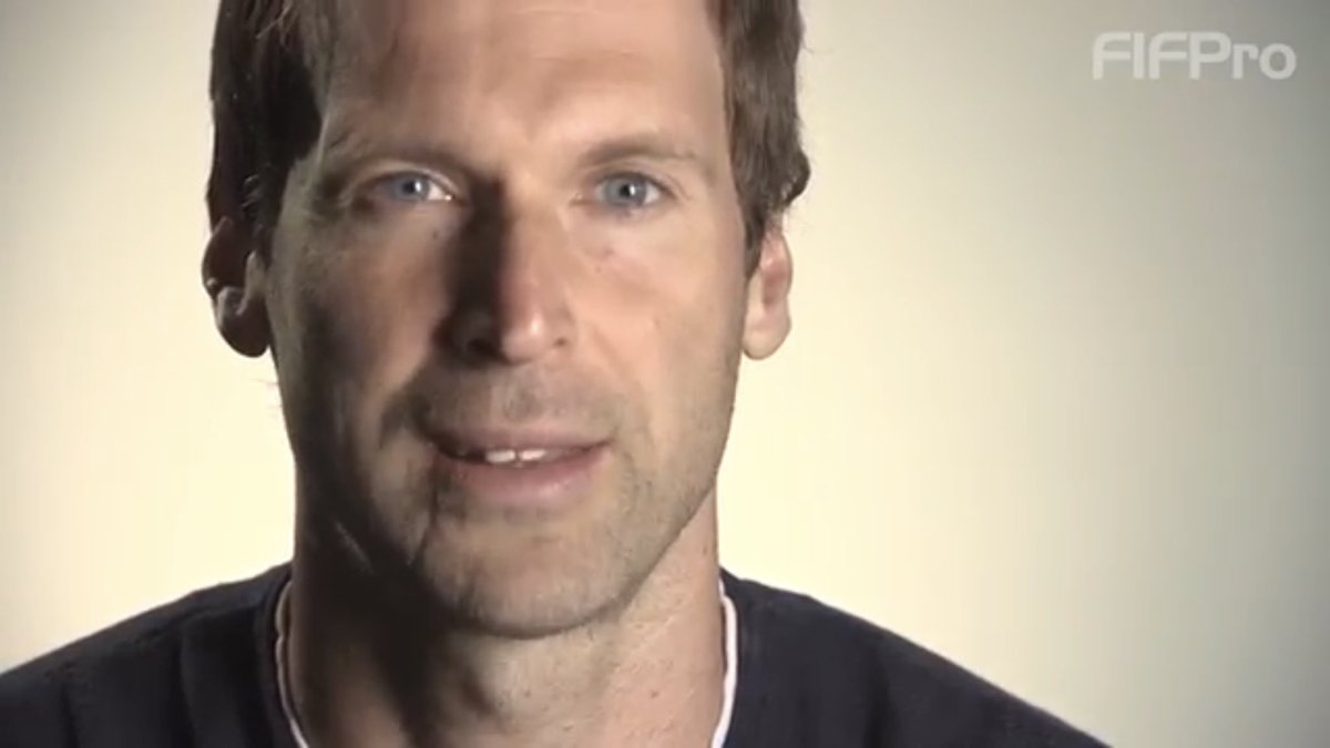 Have you see this new video by @FIFPro to educate football players about the dangers of #concussion? <a href="/PetrCech/">Petr Cech</a> supports the initiative, and you can expect a renewed push ahead of the <a href="/FIFAWWC/">FIFA Women's World Cup</a> this year in France.

🎥 m.youtube.com/watch?v=pCFudA…