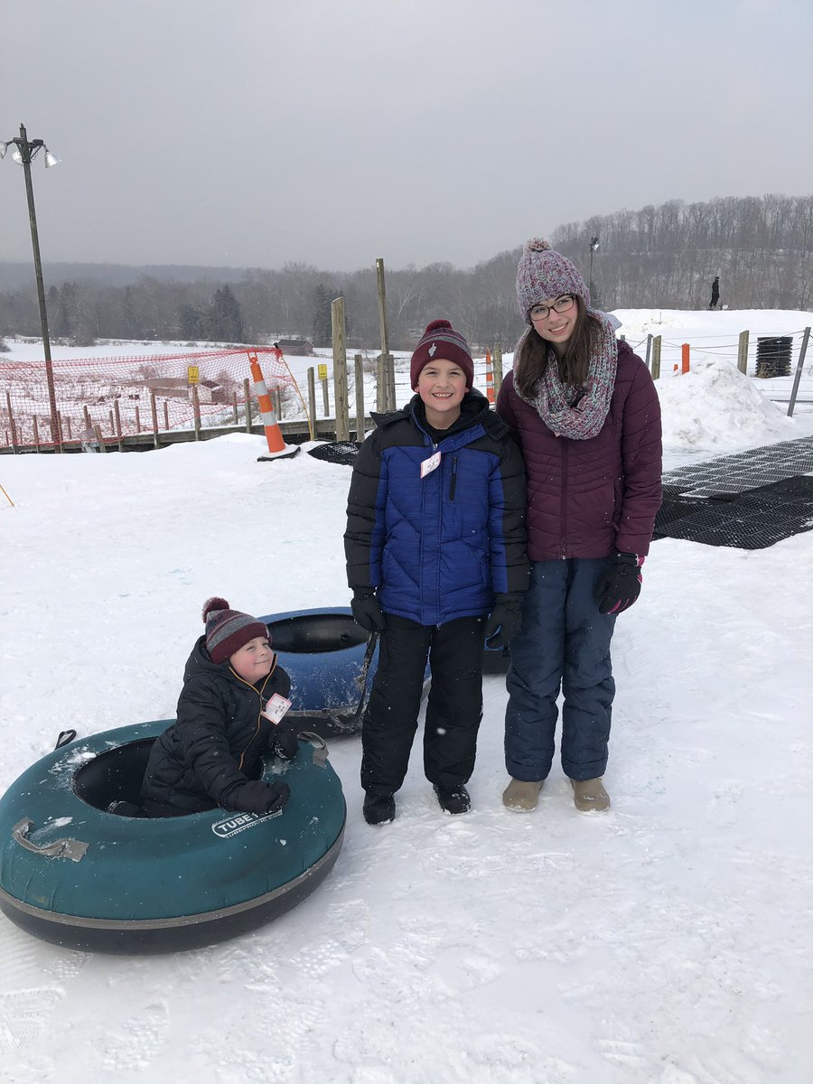 DeeksKid's tweet photo. Tubing time! #WinterTimeFun #FamilyFunDay #BrandyWine https://t.co/AqcfDaiyKZ