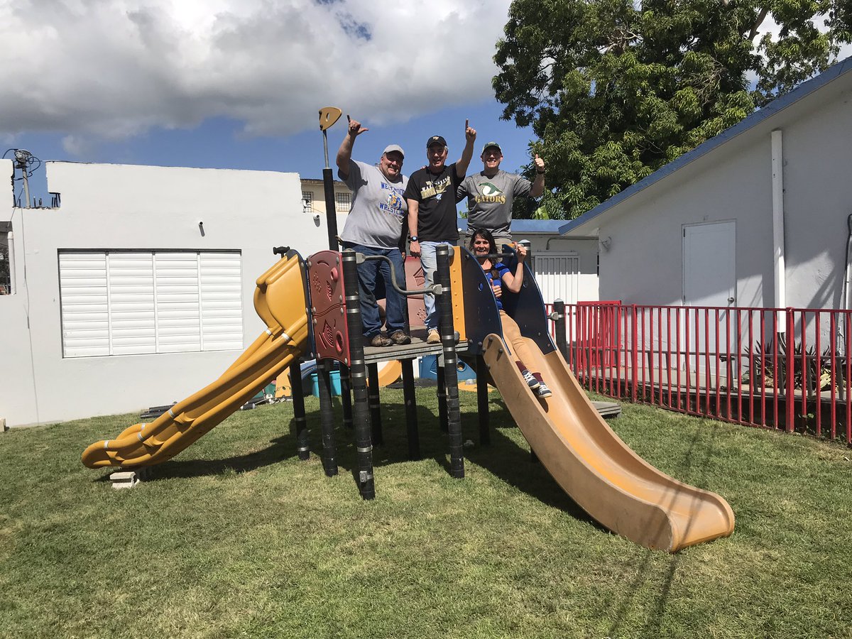 LucasClamp's tweet photo. Amazing feeling to work with new friends Neal, Chad and Mary to finish a play set for the students of Colegio Bautista in Juncos. @LifetouchMM @NASSP @NAESP @nealmillsaps #mondayfun https://t.co/uBLDLmouJf
