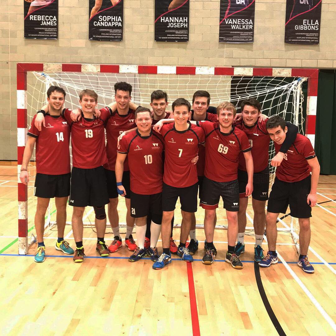 WarwickHandball's tweet photo. Two games, two wins! Women’s team winning comfortably with 14-26 after an excellent performance and the men’s getting a narrow 23-26 win after many ups and downs. #teamwarwick https://t.co/jN16JEP6wv