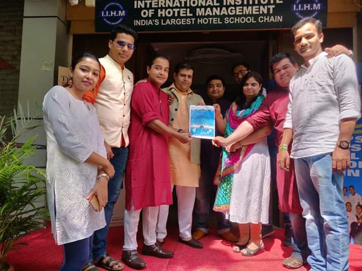 Nishant14018372's tweet image. Only 2 more days to go....... 
Everyone is excited to welcome 5th edition of @IIHM_YCOlympiad.......
#55countries #1platform #1trophy....... Will decide one winner who will lift golden trophy of #yco2019 
@subornobose  @IIHMHOTELSCHOOL @KarnatakaWorld