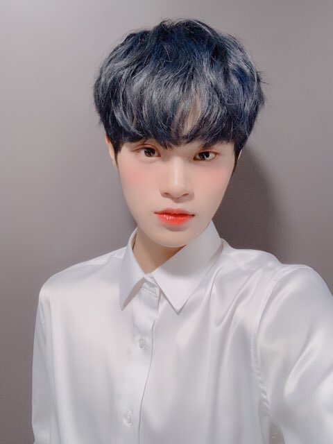 WANNAONE FANCAFE { closed } tweet media