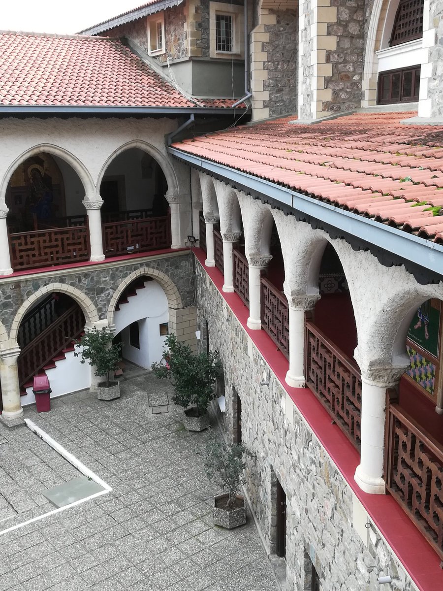 VagaBobTravel's tweet photo. Byzantine churches and monasteries of the Troodos Mountain Region
#troodosmountains #cyprus #byzantinechurches #monasteries #chrysoroyiatissamonastery #kykkosmonastery #orthodox #icons #iconostasis #mosaics #frescos #preciousartifacts #beautifulsettings #explorediscoverexperience https://t.co/xtzKCRxDAw