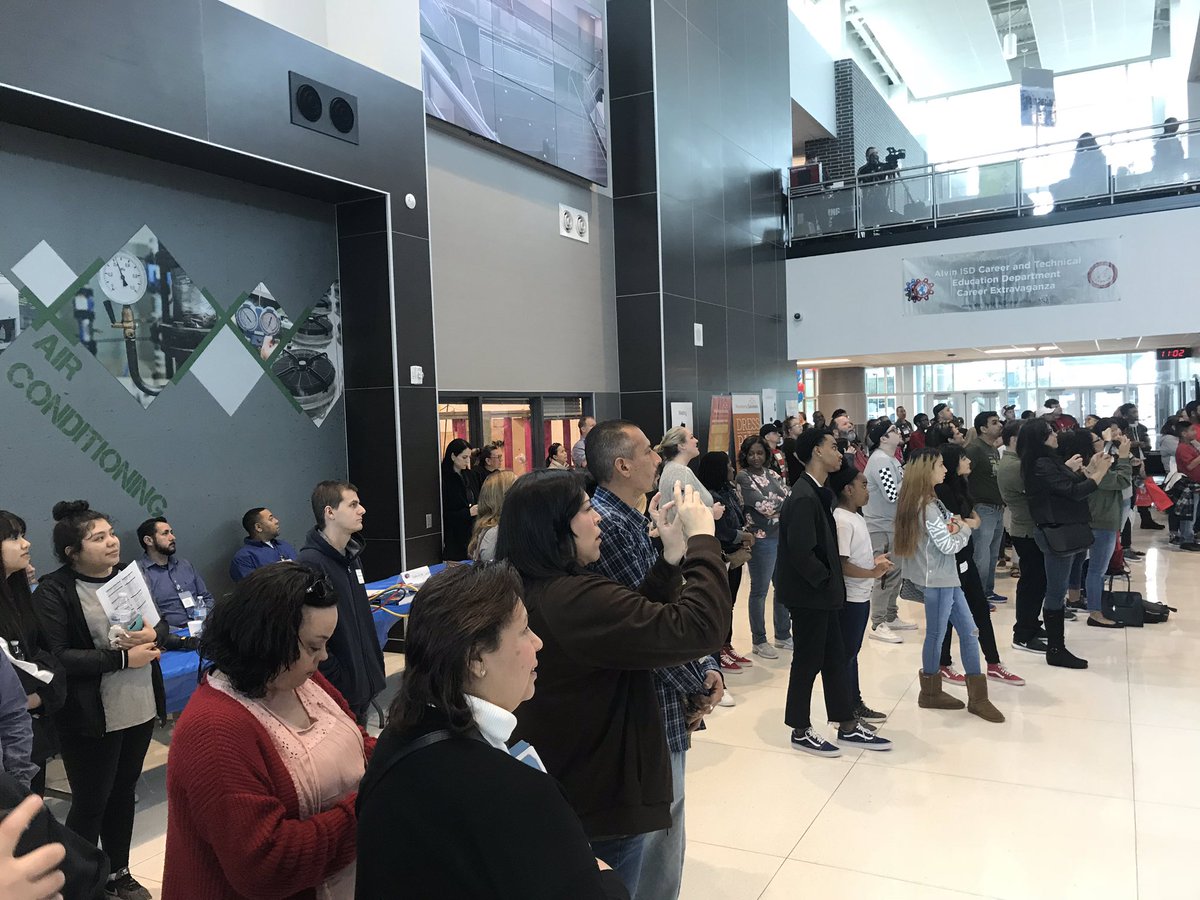 combs281's tweet image. There’s always something exciting to do in @AlvinISD. This morning, we have an exciting Elementary Academic UIL competition and the Career Tech Extravaganza taking place. Thank you to all the teachers and staff members that make these opportunities possible. #MyAlvinISD