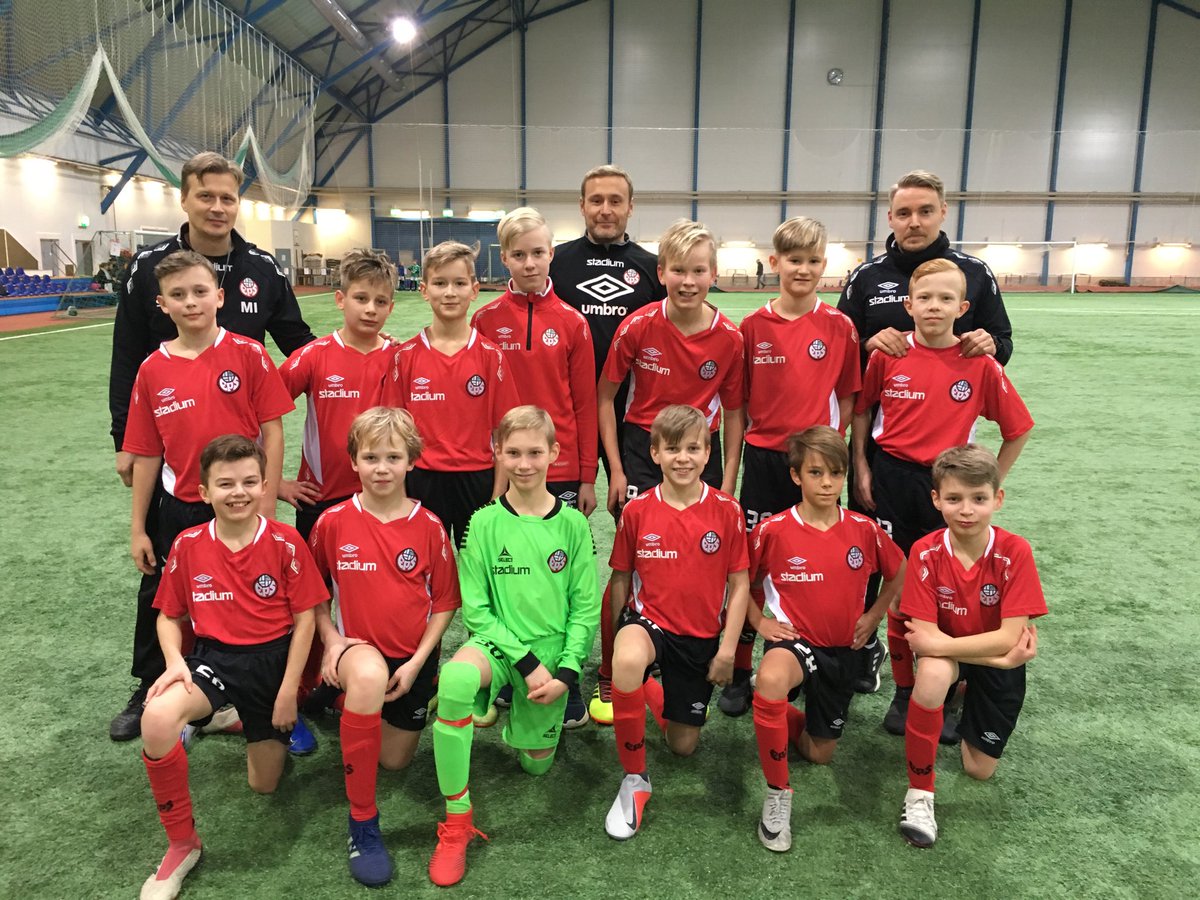 .⁦<a href="/epsakatemia07/">EPS Akatemia 07</a>⁩ valkoisen pelit Eckerö Linjen Cup P 07 turnauksessa tänään ohi, tasaisia hyviä pelejä. Aamulla jatketaan 👍🏻⚽️