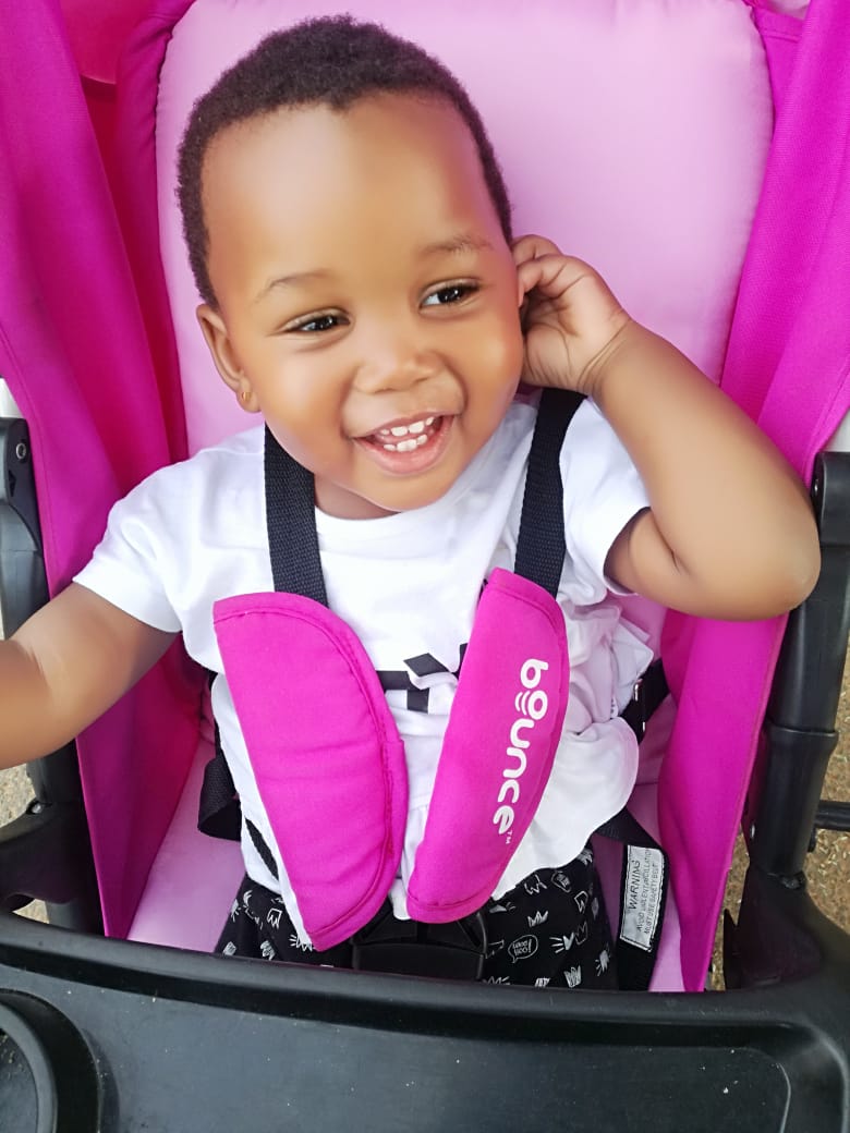 Tebogo_Molekoa's tweet photo. #MainChickvsSideChick https://t.co/Fq2y9i7wip
