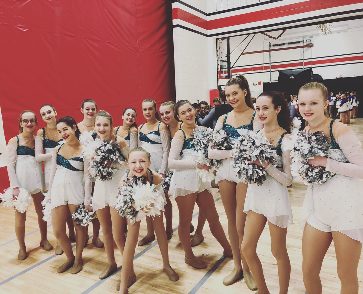 Regionals!!! Let’s gooooo!!! 
#fcdance #gocrickets #crickettes