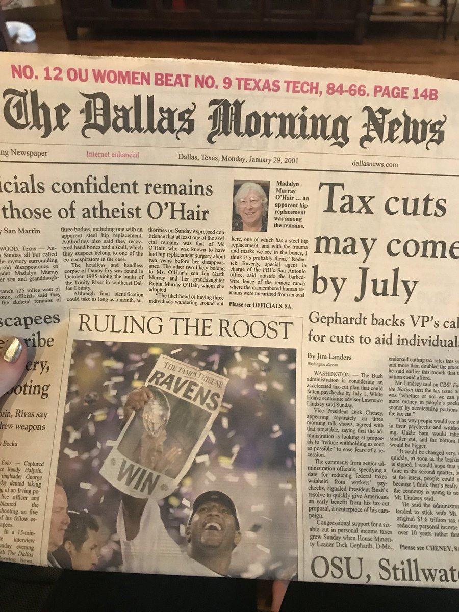 xlokentucky's tweet photo. For my Birthday my Uncle gave me a newspaper he picked up on the day I was born. He’s been saving it for 18 years. This is by far the coolest gift I’ve ever received. https://t.co/4ufD1huyHM