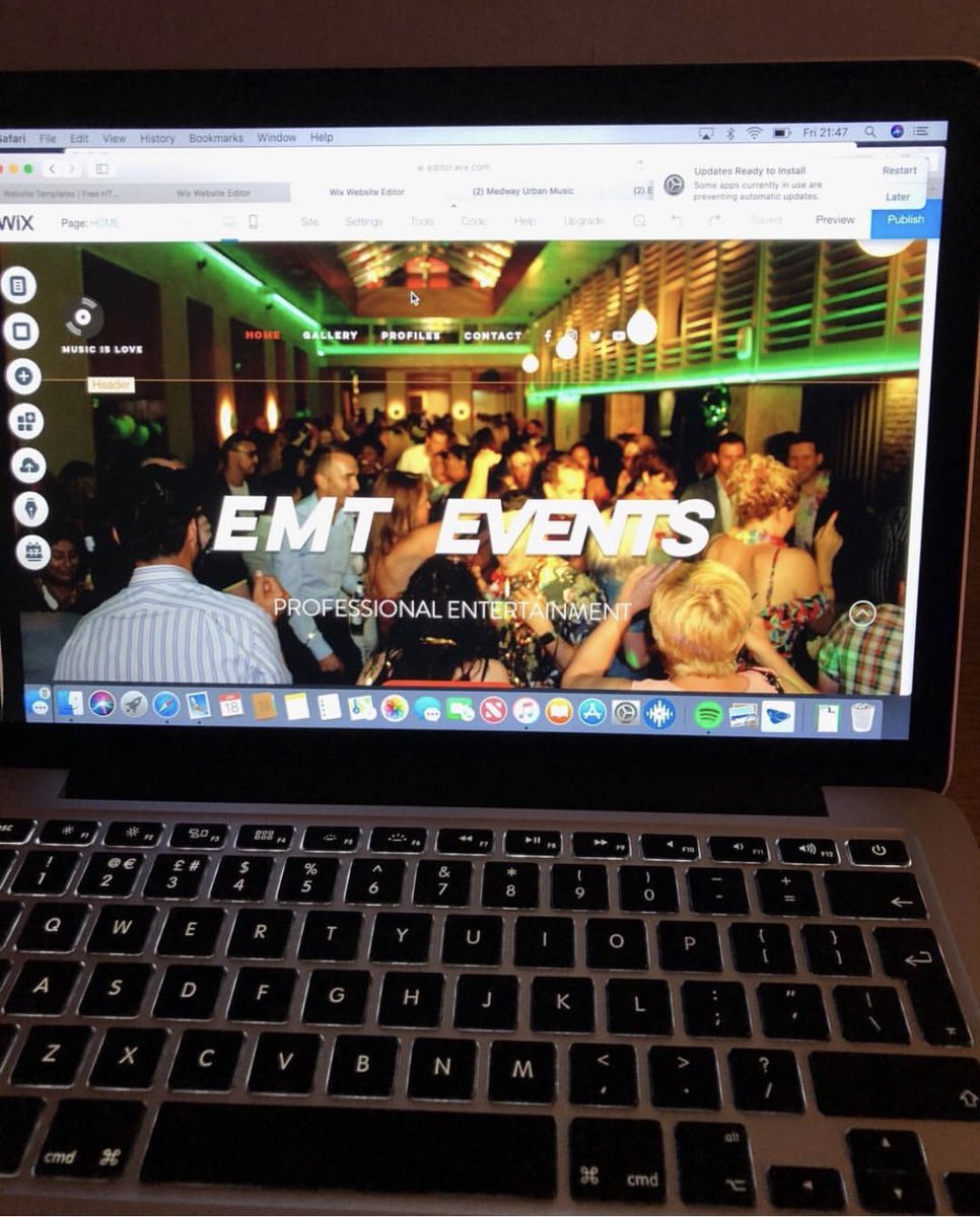 Our website is currently under construction and is pending... soon 🙏🏽 #EMTevents #djs #saxophone #singers #bands #photographers #weddings #specialevents