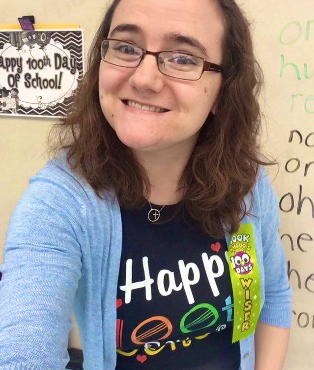 miss_kopa's tweet photo. Last week, I had to sneak 100th day of school selfie in while the kiddos were at lunch 😂 https://t.co/j6OUBKz3Ic