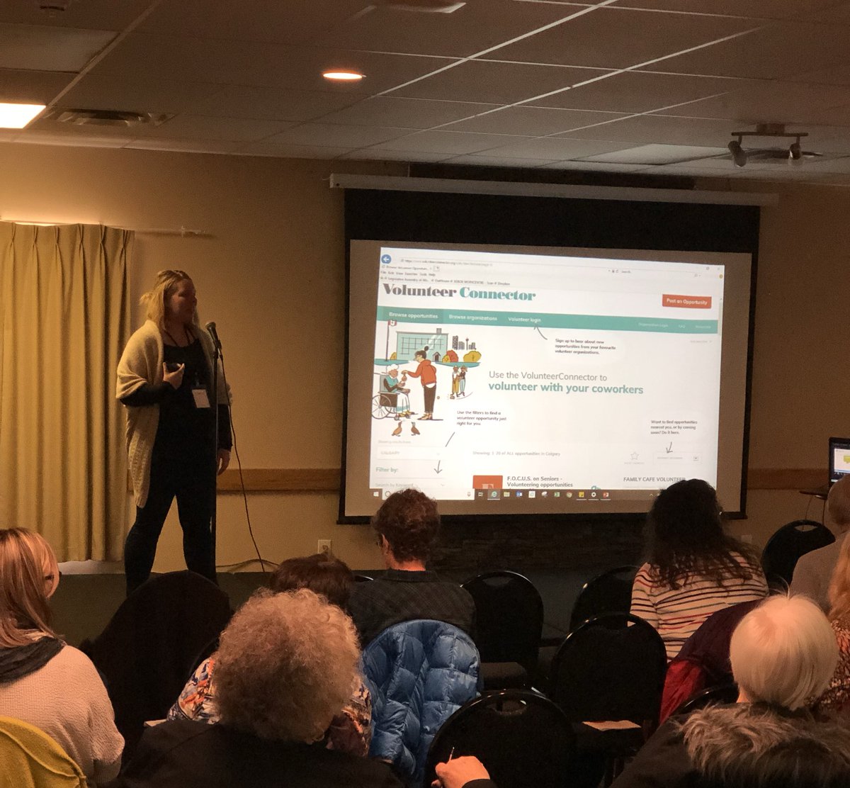 GregClarkAB's tweet image. Sheena from @Propellus talking about volunteer opportunities in Alberta at the Elbow seniors resource fair. The Volunteer Connector website has thousands of opportunities all around the province volunteerconnector.org/volunteer/brow… #ableg