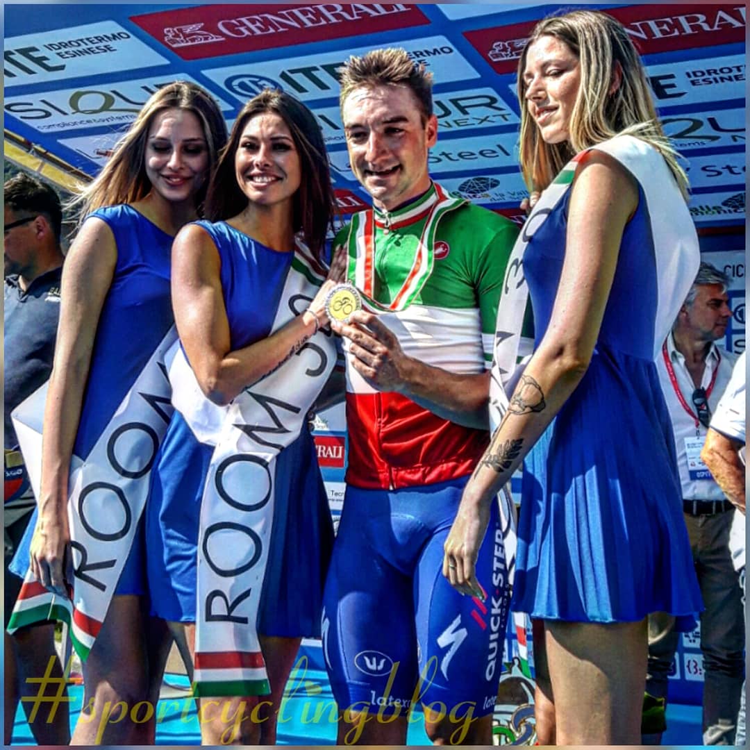 🔊È finalmente arrivato il calendario  creato con il materiale raccolto durante la  stagione 2018 dalla Tirreno-Adriatico alla Milano Torino.
📌Trovate tutte le indicazioni sul Blog⬇⬇sportcyclingblog.blogspot.com/2019/01/calend…
#viviani #eliaviviani #campioneitaliano #sportcyclingblog #blogger