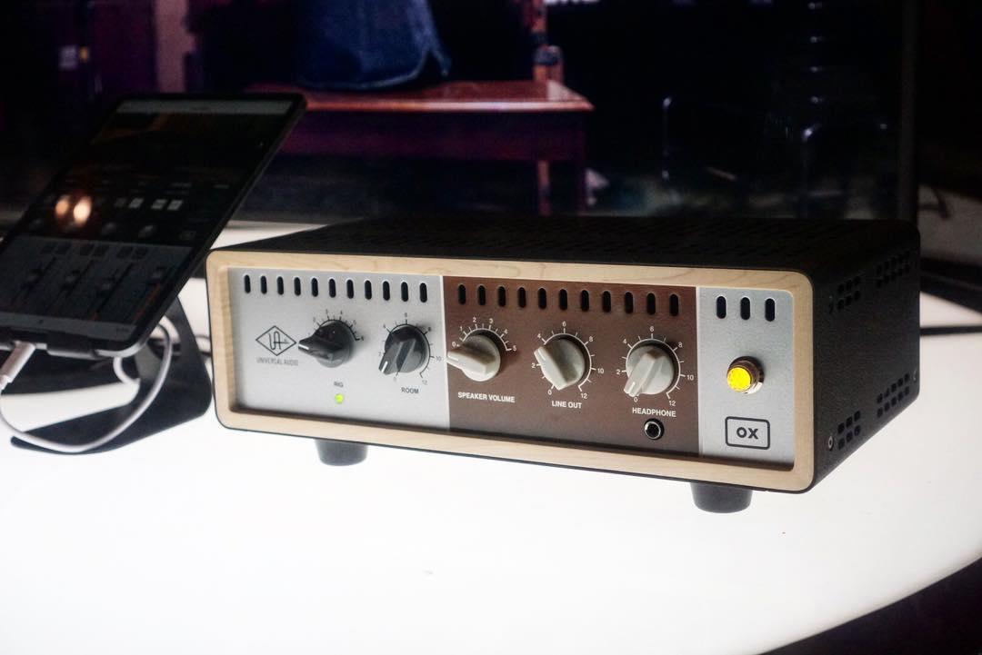 AmericanMusical's tweet photo. Here is a first look at brand new amps from @UAudio!

Check out all new for @NAMM Show gear at https://t.co/WJxFfylSWV
-----
#NAMM2019 #NewForNAMM https://t.co/lcemiCr3Bw