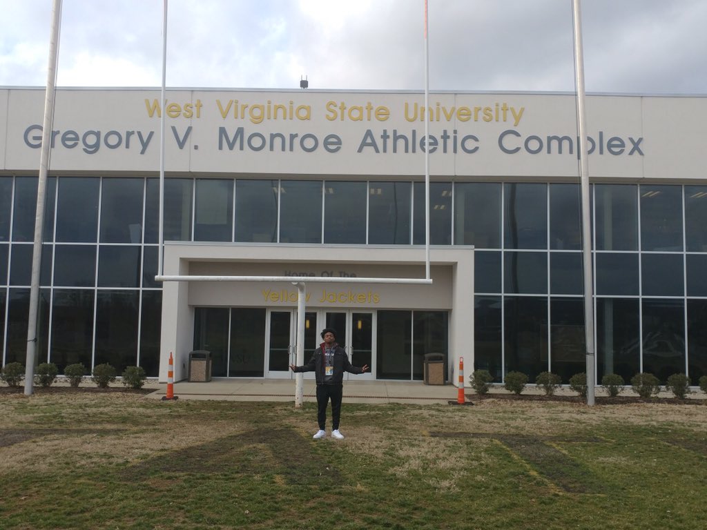 josiahgarmon9's tweet photo. God is good. Blessed to receive an offer from West Virginia State University https://t.co/ZrotwYZB6O
