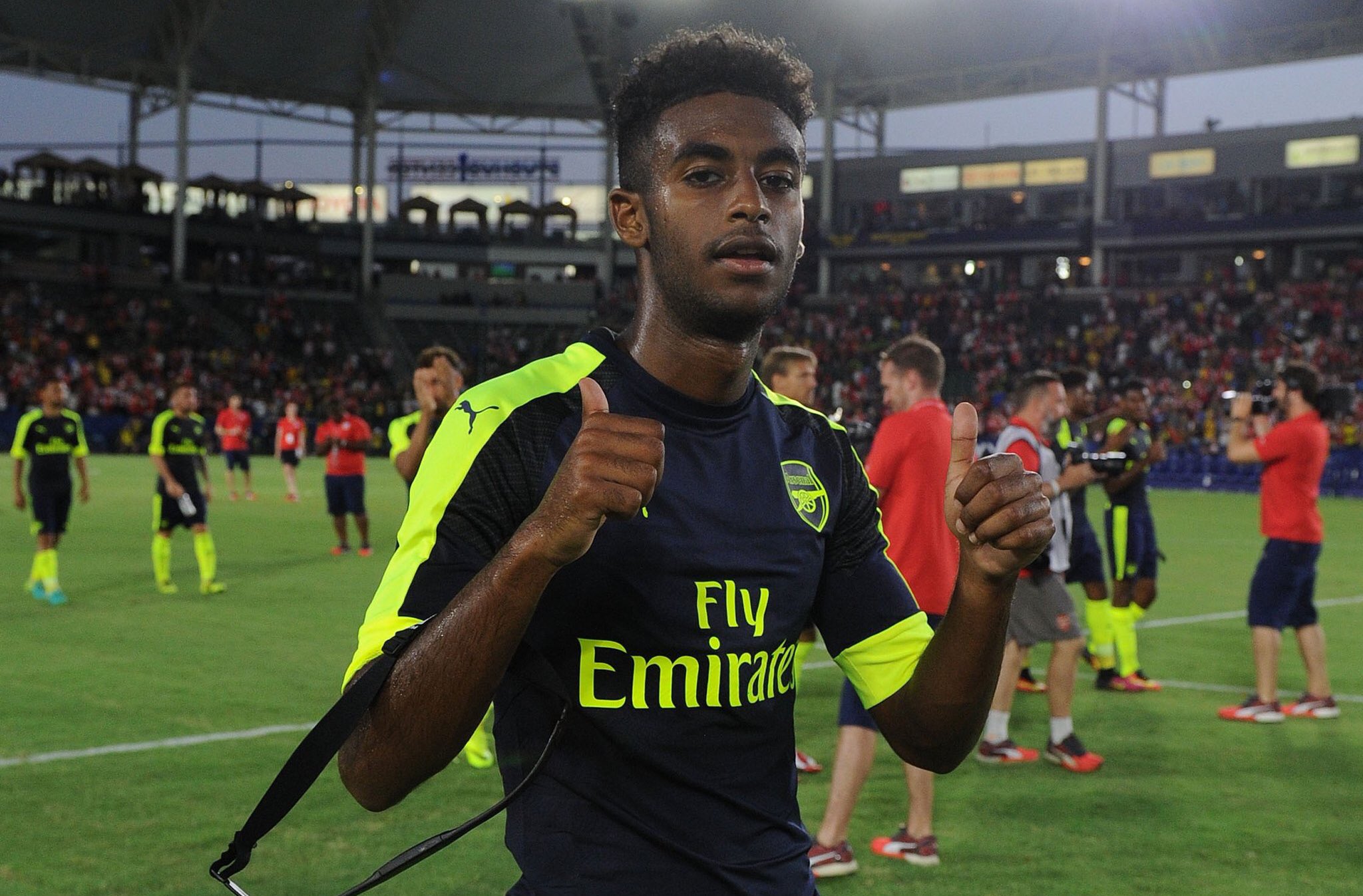 Happy Birthday to Arsenal midfielder Gedion Zelalem, who turns 22 today! 