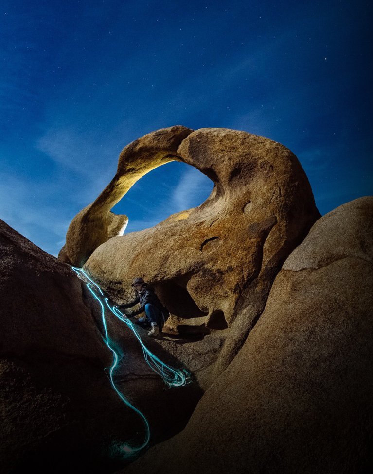 diggum's tweet photo. We decided to take our chances with the Blood Wolf Moon and drive out to Alabama Hills, California to install our 3rd off-grid light sculpture. The story:
https://t.co/7Bvqa1m7ir
#lightart #guerrilaart #art #artlife https://t.co/qbSjXmZ4KK