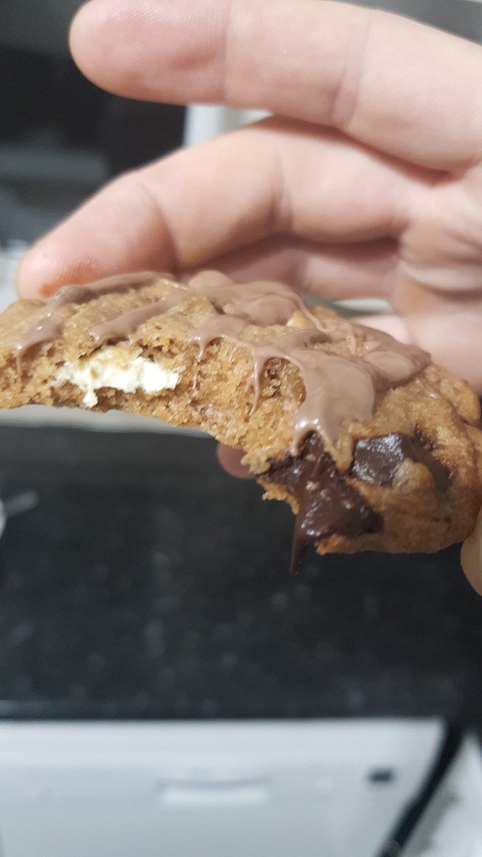 bigheps83's tweet photo. #BakingIsEasy π€€ still yet to fail π help via @mistajam this week, #BangersAndBaking https://t.co/FgZUHAmoXB