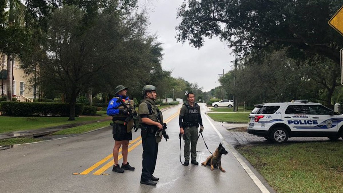 #BREAKING Police search for gunman after shots fired in Coral Gables bit.ly/2HvFiHn https://t.co/CE8VQlNDx0