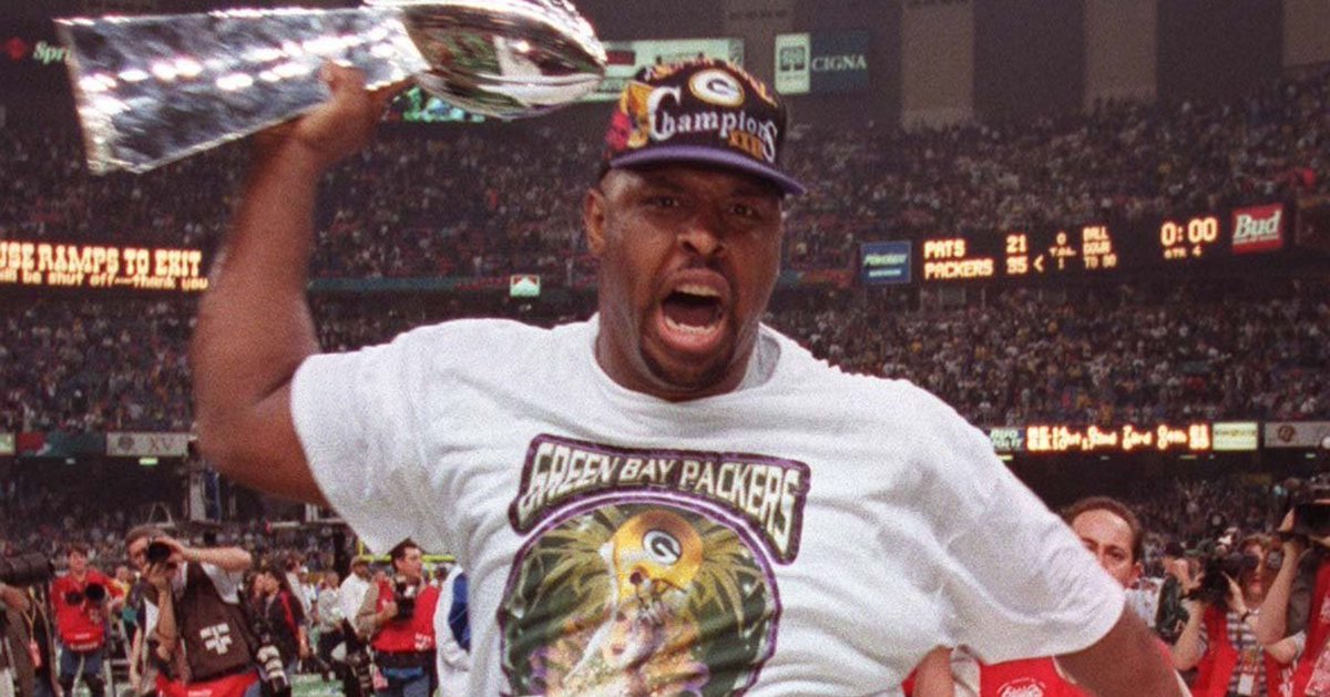 AndreRisonPro's tweet image. Already 22 years ago today, (January 26, 1997) our @packers team beat the @Patriots to win @SuperBowl XXXI! Grateful for the incredible teammates who made the journey so incredible! 
#TeammatesForLife #GoPackGo @afreeman86 @DesmondHoward @BrettFavre @DorseyLevens @GilbertBrown