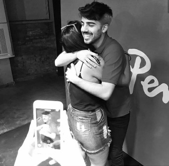 zustinreading's tweet photo. que día más genial, gracias por todo siempre <333 https://t.co/69mjyVLv6u